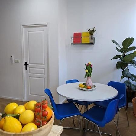 T2 Cosy Avec Terrasse Et Parking Apartment Marseille Bagian luar foto